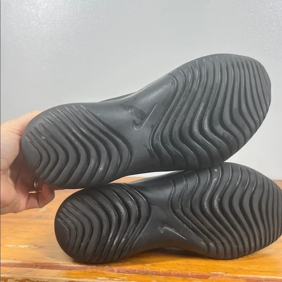 Kids Nike Flex Runner Black Slip-On Sneakers with Dark Gray Swoosh - Picture 6 of 7